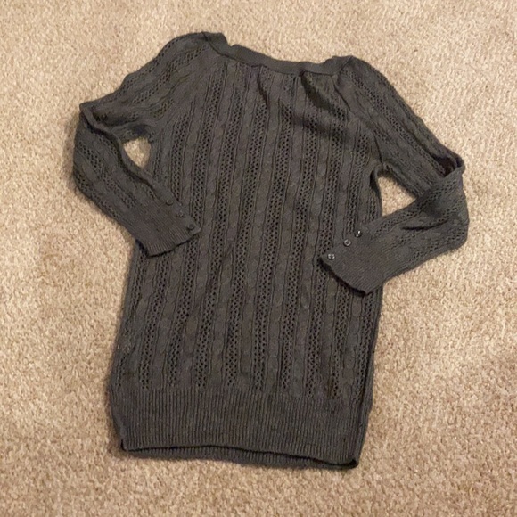 American Eagle Sweater Quarter-Length Sleeves - Picture 2 of 5